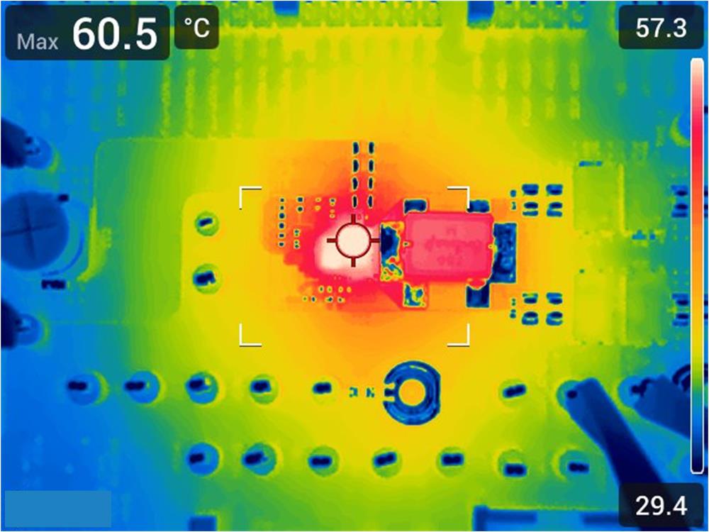 TPS546B26 熱特性，800kHz FCCM，內(nèi)部 LDO，25A 負(fù)載