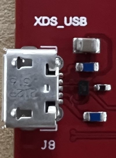 AWR2E44PEVM XDS USB 端口